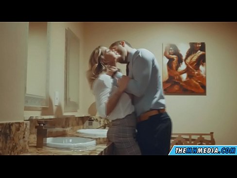 ❤️ Кога бујна русокоса ќе ве заведе во јавен тоалет ️ Порно видео на mk.appassistance.ru ﹏